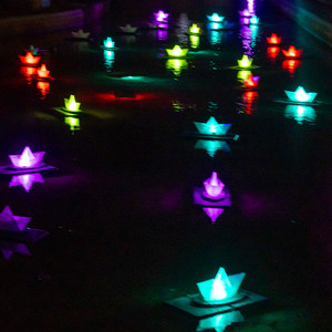 Schiffchen LED RGB pro 10 Stk